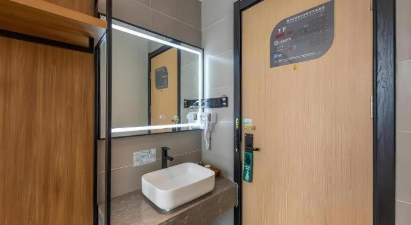 GreenTree Inn Express Lanzhou West Passenger Station Lanzhou Center