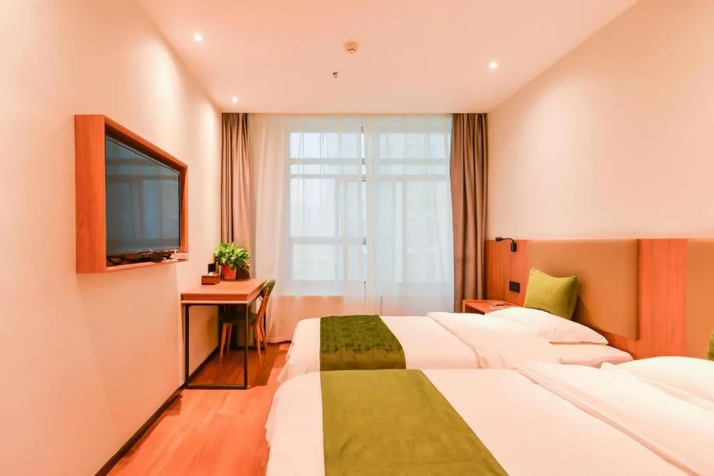 Bed in GreenTree Inn Express Lanzhou West Passenger Station Lanzhou Center