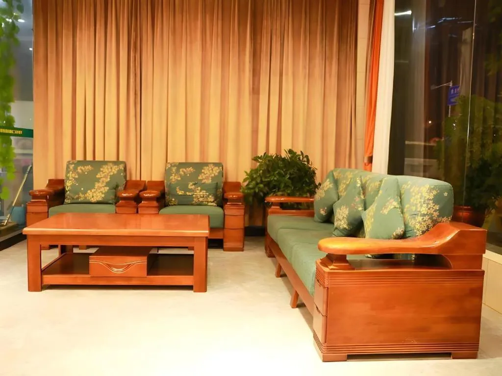 GreenTree Inn Hubei Xianning Tongcheng County People's Hospital