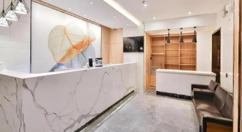 GreenTree Inn Express Beijing Dongcheng District Beixinqiao Metro Station Gui Street