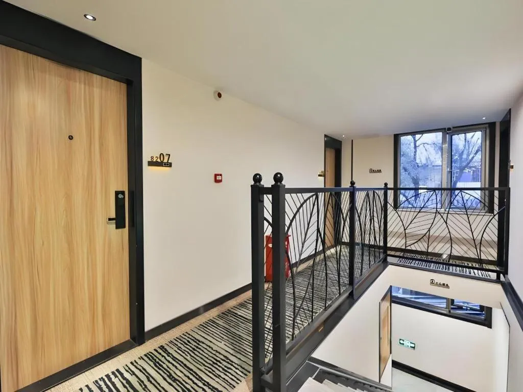 GreenTree Inn Express Beijing Dongcheng District Beixinqiao Metro Station Gui Street