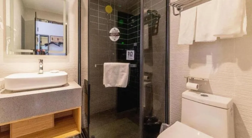 GreenTree Inn Express Beijing Dongcheng District Beixinqiao Metro Station Gui Street