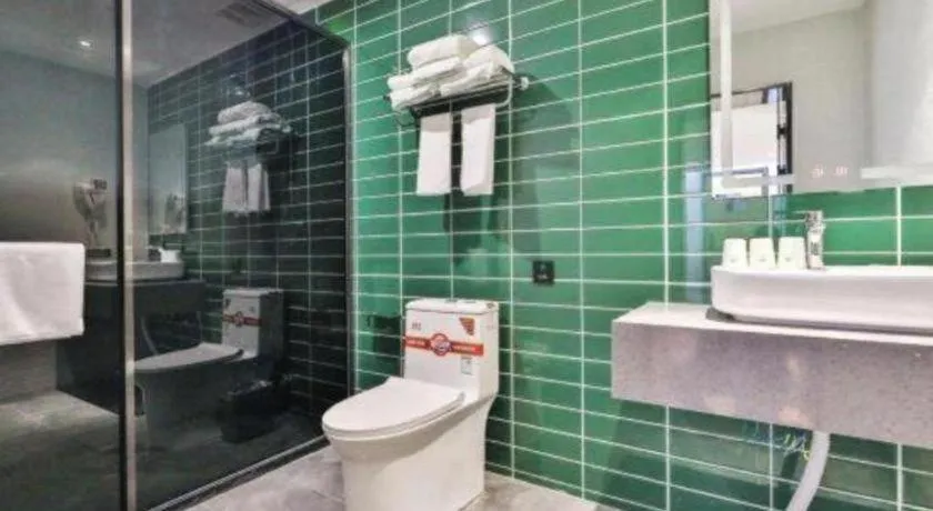 GreenTree Inn Express Beijing Dongcheng District Beixinqiao Metro Station Gui Street