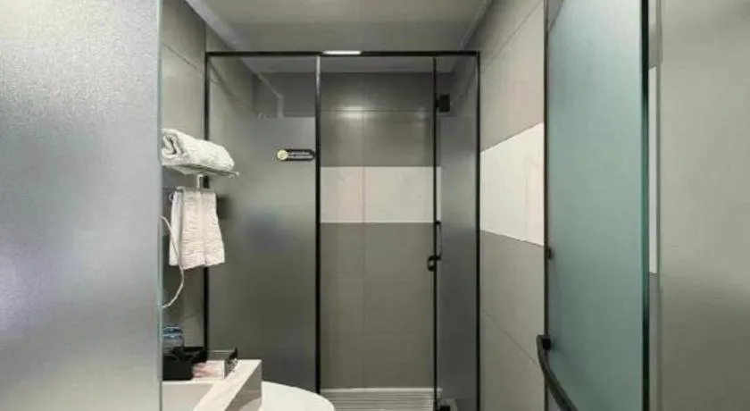 Super 8 Hotel Dingzhou Chongwen Street