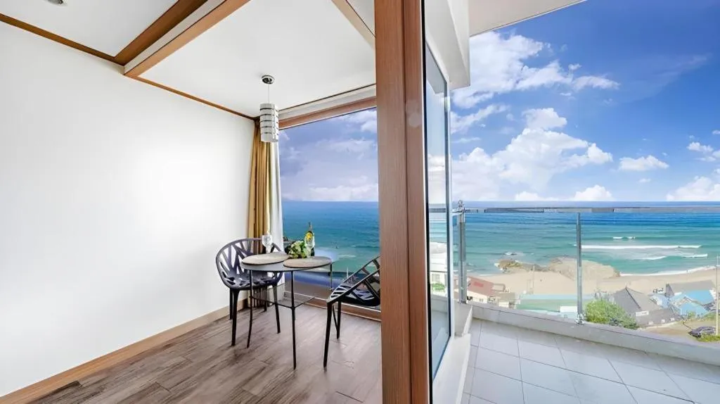 Gangneung Four Season Hotel and Pension