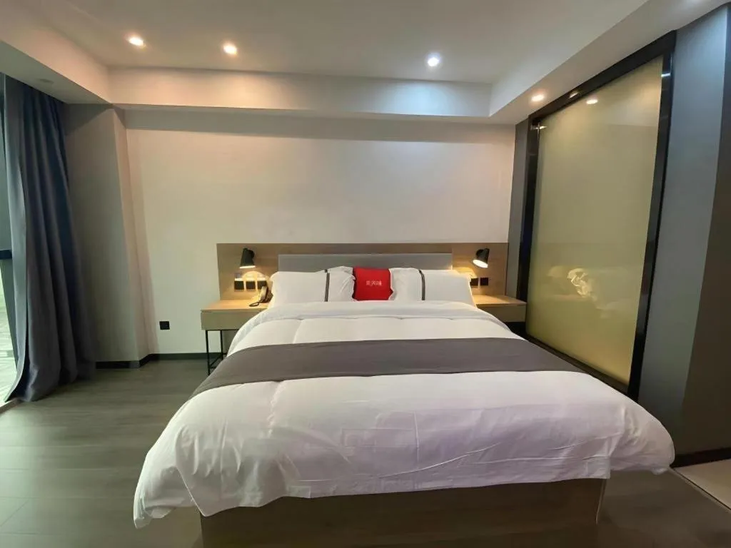 Bed in Thank Inn Jiangxi Nanchang Anyi County Fenghuangshan Industrial Park
