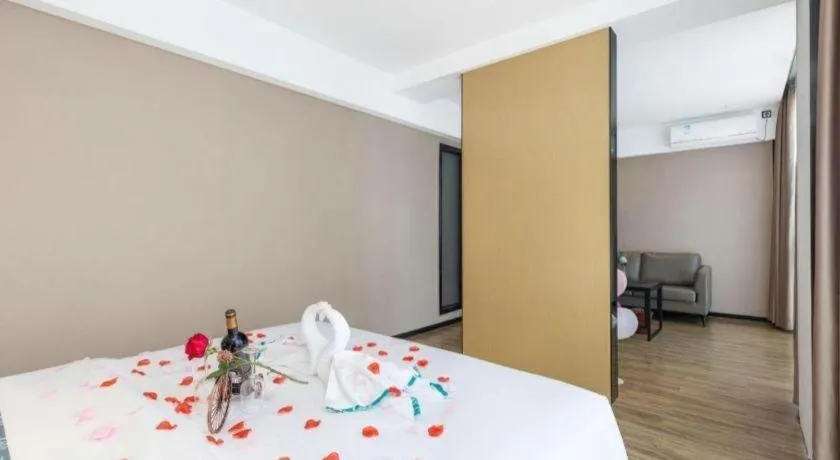 Bed in City Comfort Inn Yunfu Xinxing Juncheng Plaza