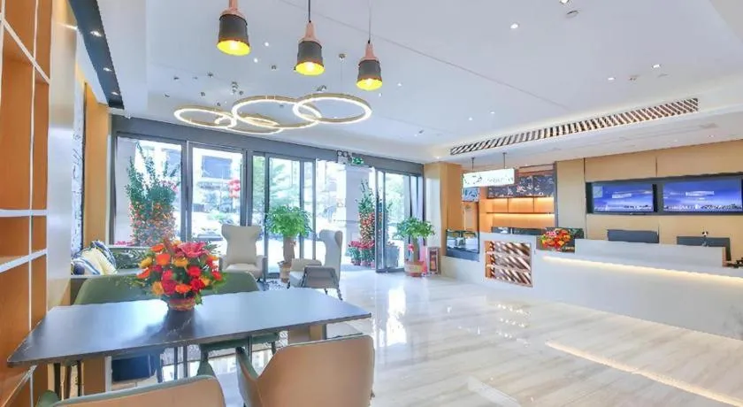 City Comfort Inn Yunfu Xinxing Juncheng Plaza