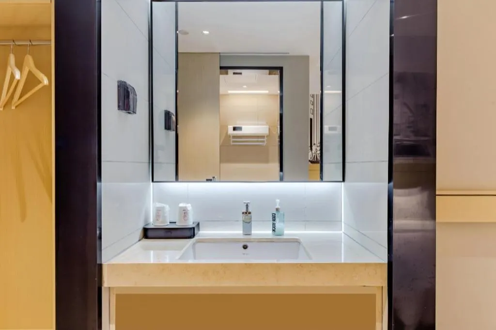 City Comfort Inn Yunfu Xinxing Juncheng Plaza