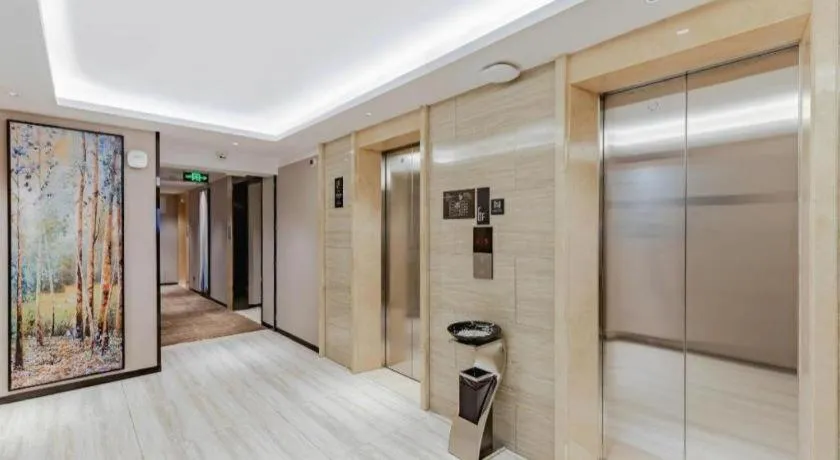 City Comfort Inn Yunfu Xinxing Juncheng Plaza