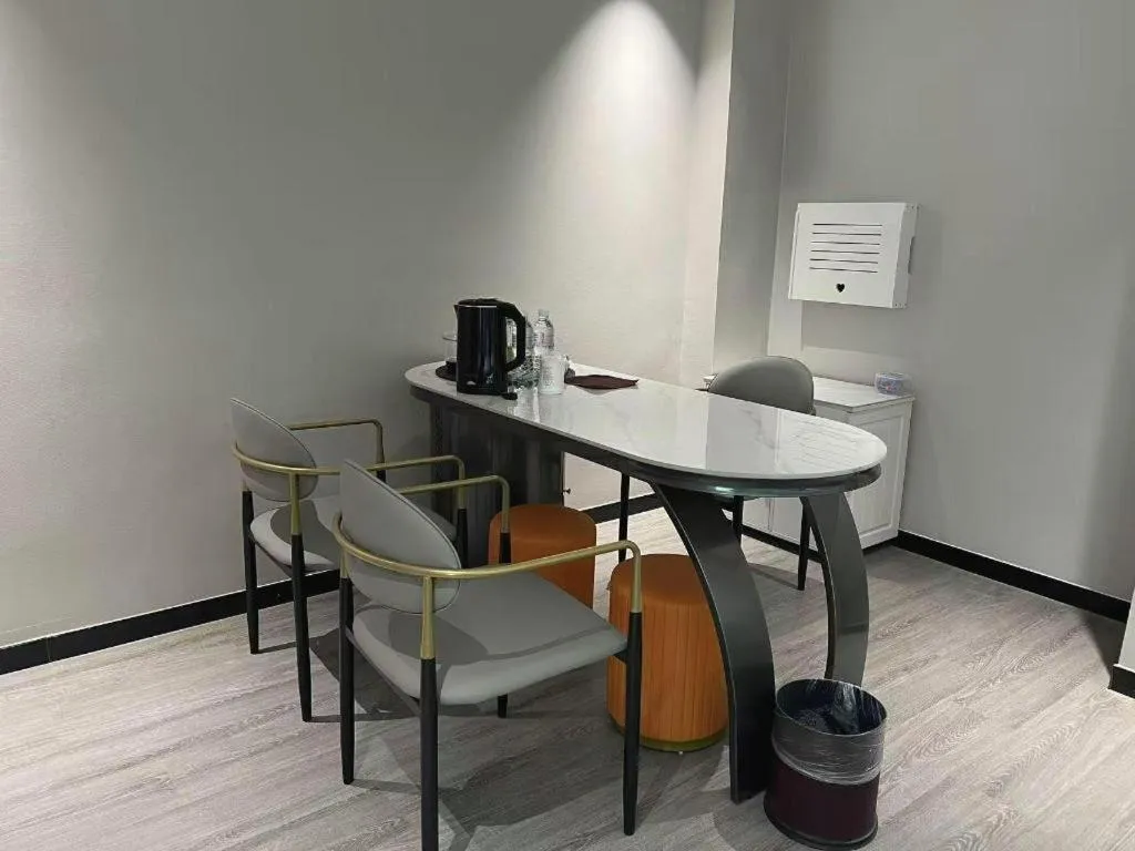 City Comfort Inn Qingyuan Longtang Light Rail Changlong