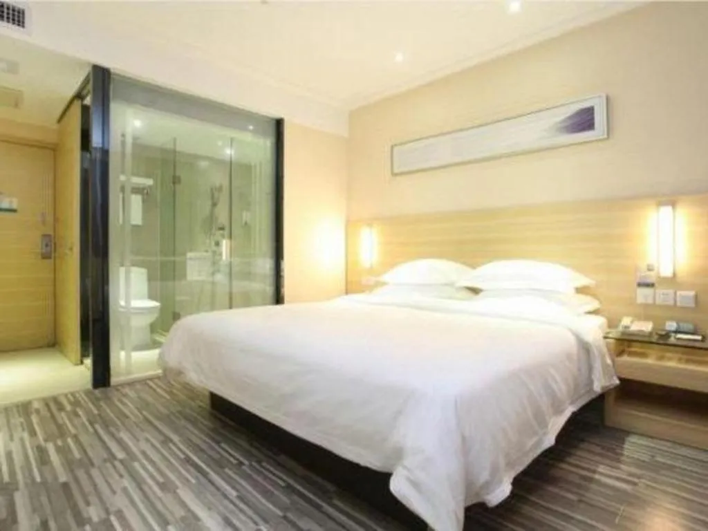 Bed in City Comfort Inn Qingyuan Longtang Light Rail Changlong