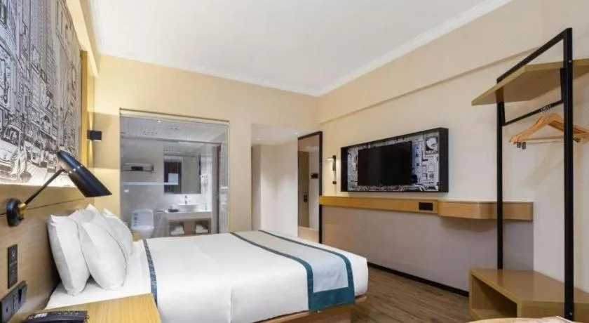 Bed in City Comfort Inn Qingyuan Longtang Light Rail Changlong