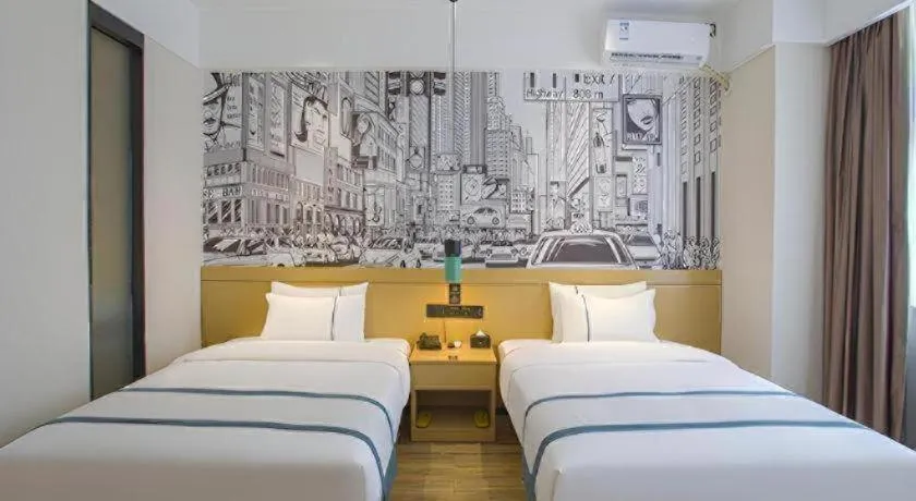 Bed in City Comfort Inn Nanning Huanan City