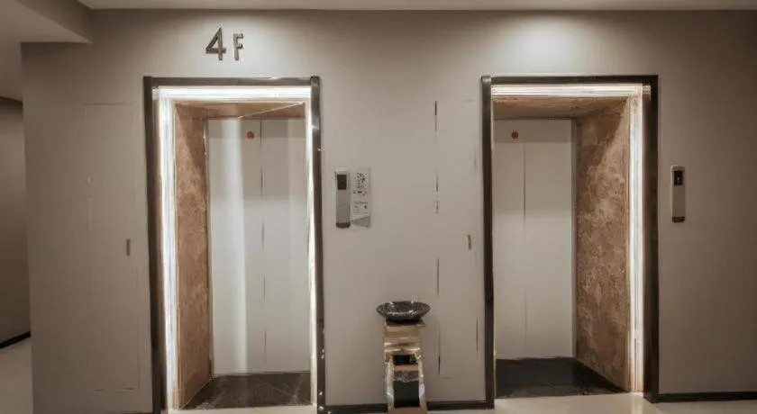 Borrman Hotel Yongzhou High Speed Railway Station