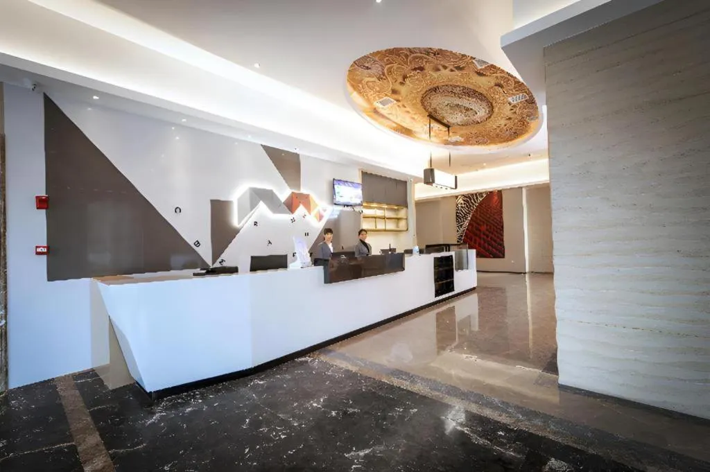 Borrman Hotel Yongzhou High Speed Railway Station