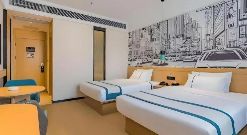 Bed in City Comfort Inn Hotel Dongguan Humen Pedestrian Street