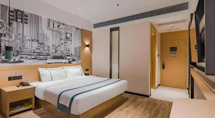 Bed in City Comfort Inn Hotel Dongguan Humen Pedestrian Street