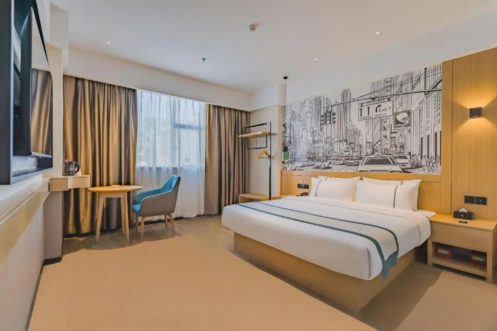 Bed in City Comfort Inn Hotel Dongguan Humen Pedestrian Street