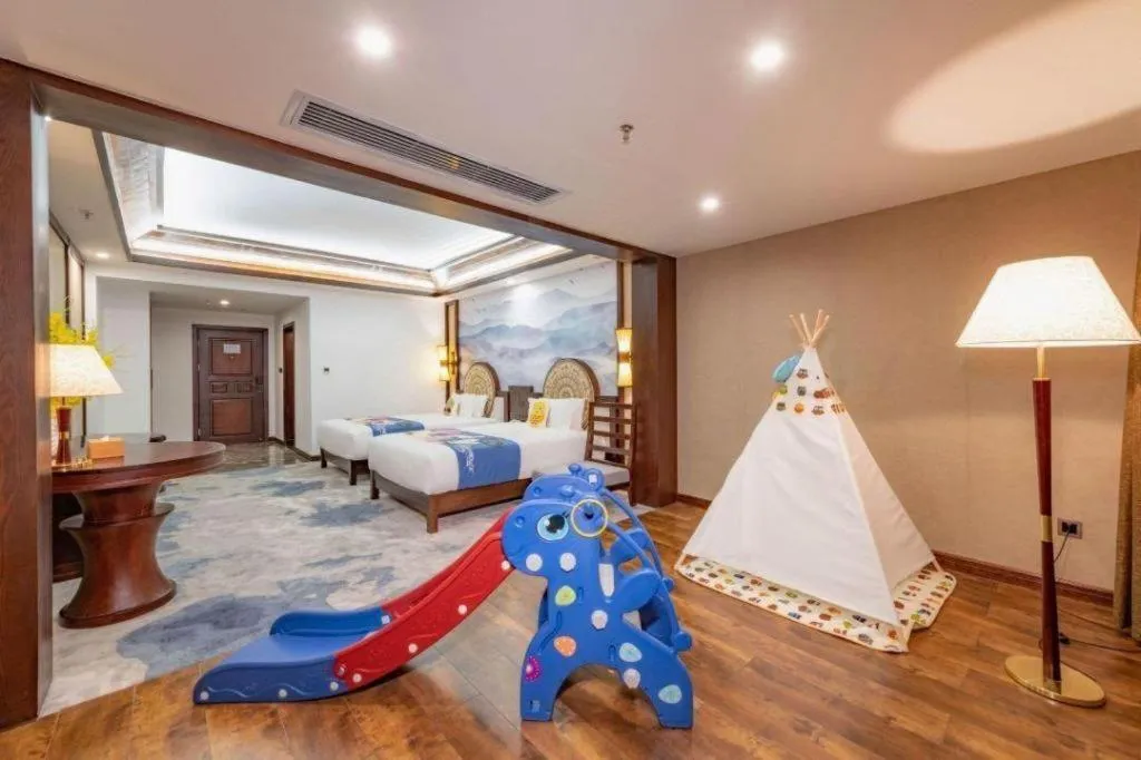 Bed in Immersing Hotels& Resort Guilin International Trade Exhibition Center