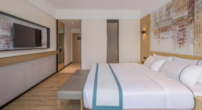 Bed in City Comfort Inn Fangchenggang Government Affairs Center