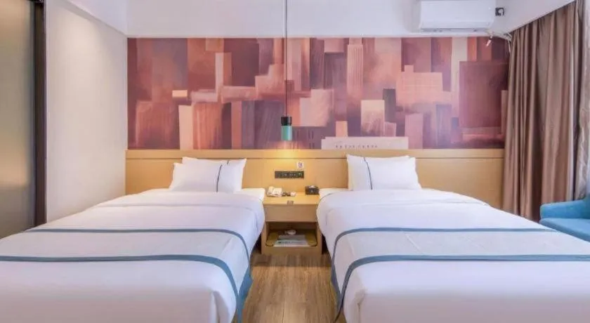 Bed in City Comfort Inn Fangchenggang Government Affairs Center