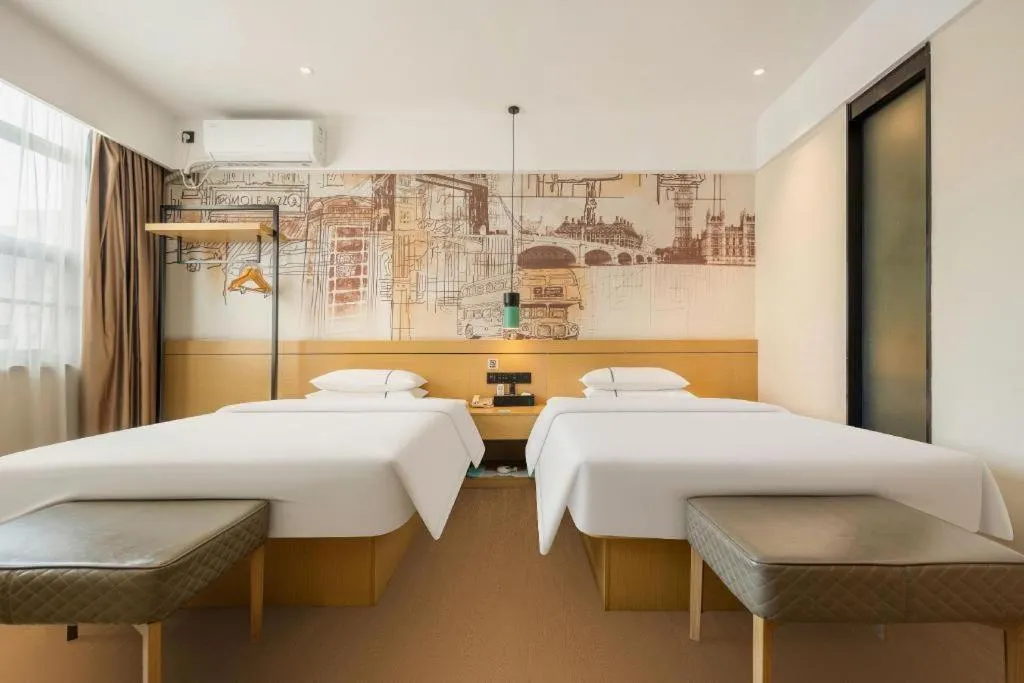 Bed in City Comfort Inn Fangchenggang Government Affairs Center