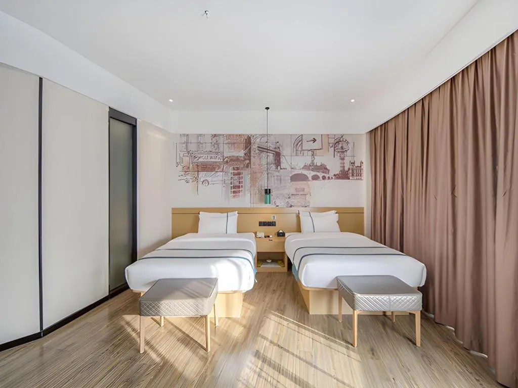 Bed in City Comfort Inn Fangchenggang Government Affairs Center