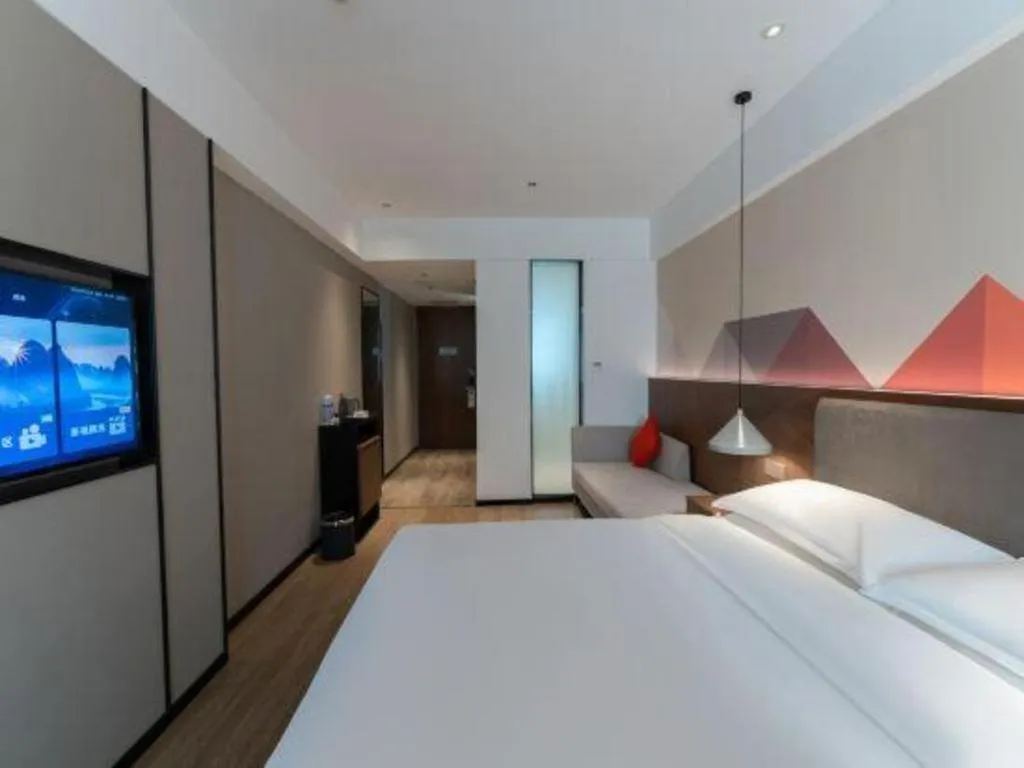 Bed in Borrman Hotel Hezhou High Speed Railway Station Guangming Avenue