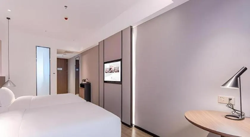 Bed in Borrman Hotel Hezhou High Speed Railway Station Guangming Avenue