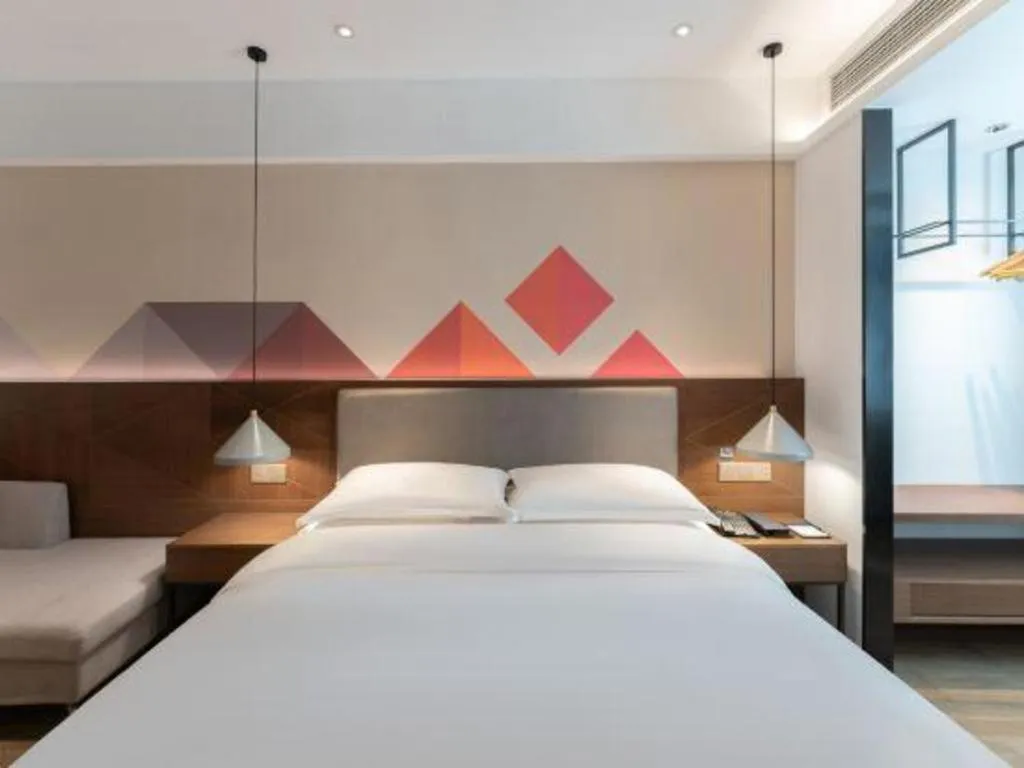 Bed in Borrman Hotel Hezhou High Speed Railway Station Guangming Avenue