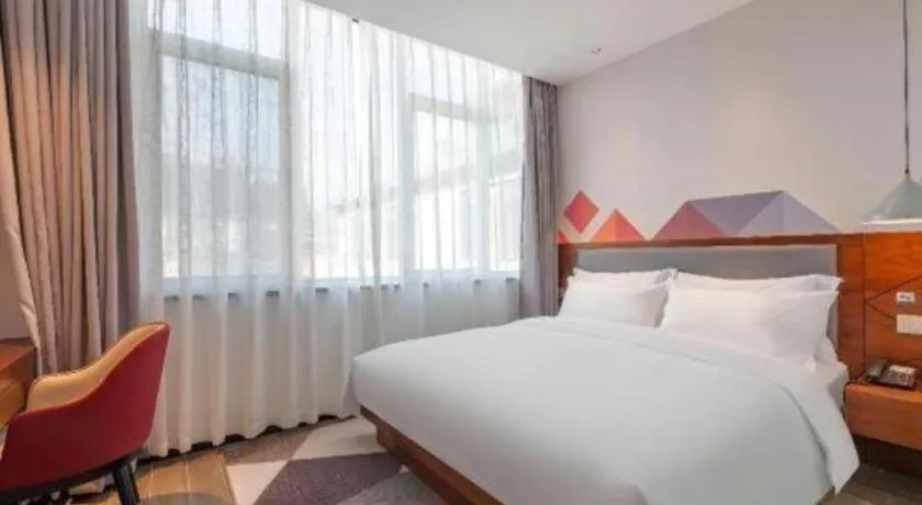 Bed in Borrman Hotel Hezhou High Speed Railway Station Guangming Avenue