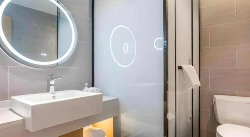 Echarm Hotel Shanghai North Bund Tilanqiao Metro Station