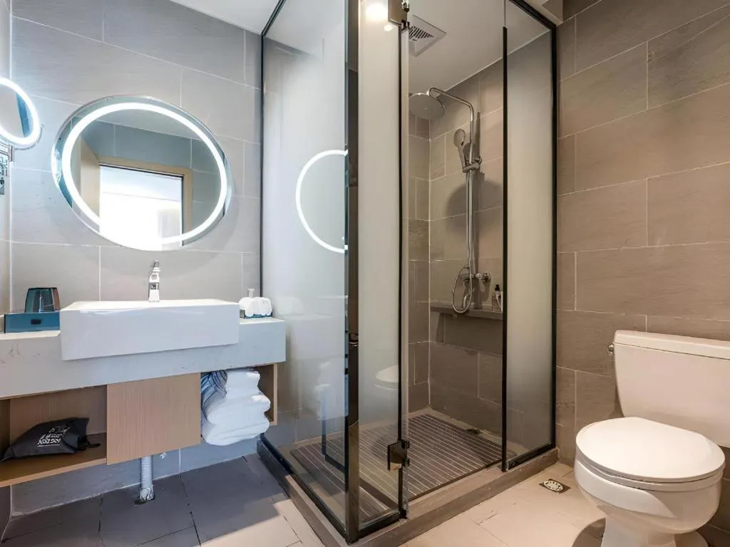 Echarm Hotel Shanghai North Bund Tilanqiao Metro Station