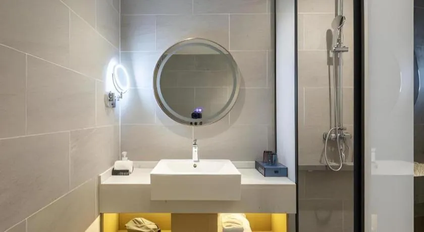 Echarm Hotel Shanghai North Bund Tilanqiao Metro Station