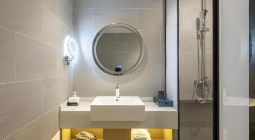 Echarm Hotel Shanghai North Bund Tilanqiao Metro Station