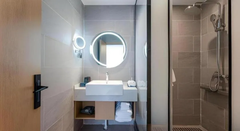 Echarm Hotel Shanghai North Bund Tilanqiao Metro Station