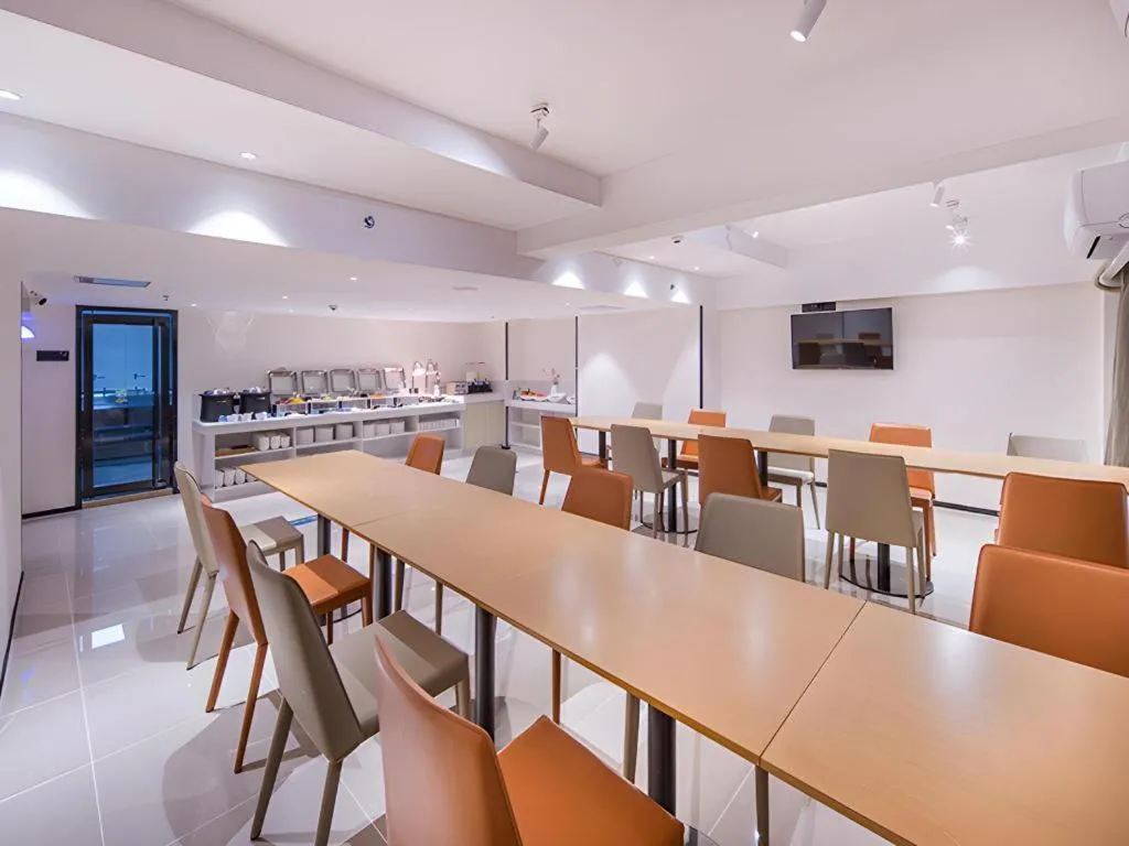 City Comfort Inn Wuzhou Sanqi City Rose Lake Park