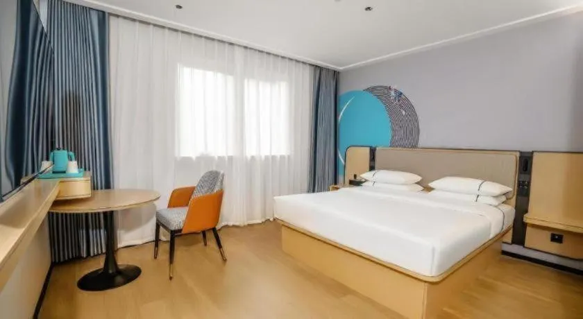 Bed in City Comfort Inn Tianmen Luyu Food Street