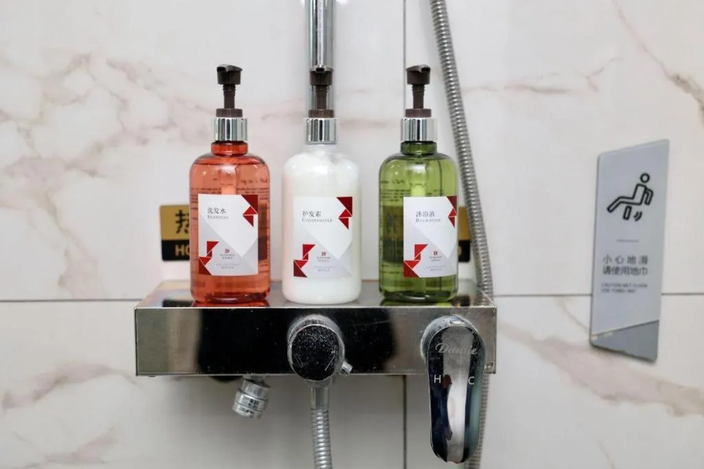 Borrman Hotel Zhonghsan Guzheng Huayi Plaza Light Rail Station