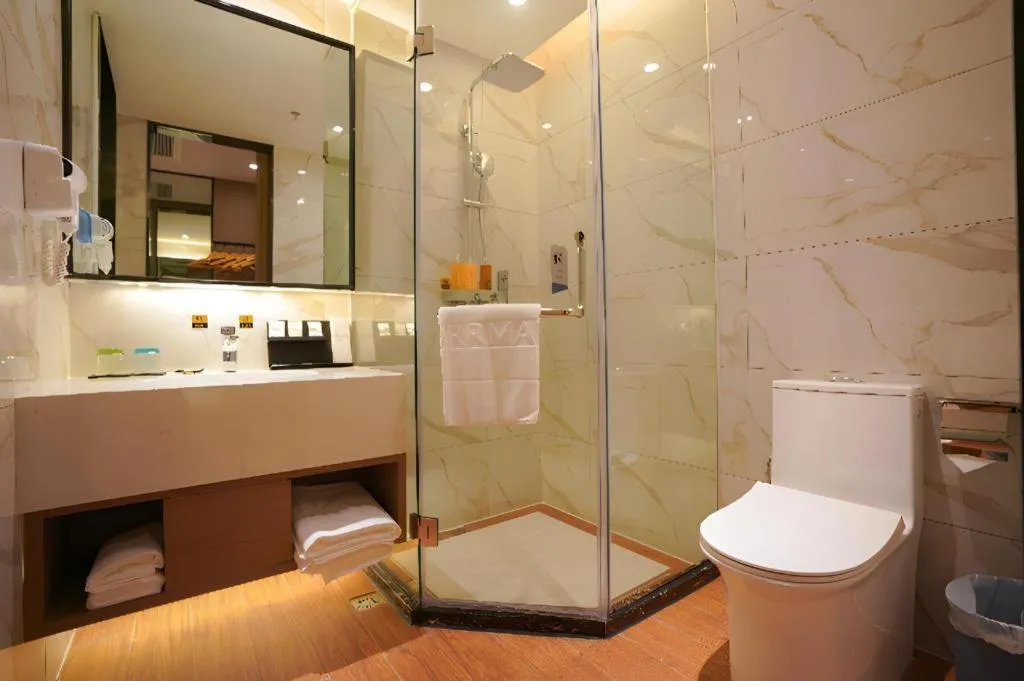 Borrman Hotel Zhonghsan Guzheng Huayi Plaza Light Rail Station