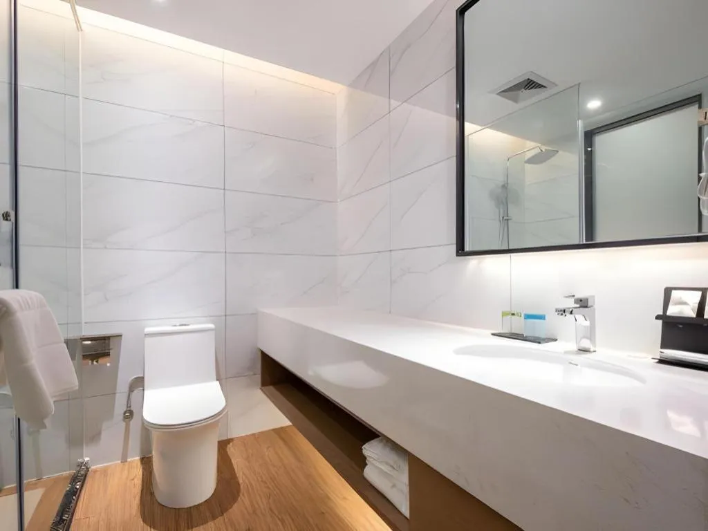 Borrman Hotel Zhonghsan Guzheng Huayi Plaza Light Rail Station