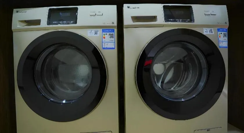 Borrman Hotel Zhonghsan Guzheng Huayi Plaza Light Rail Station