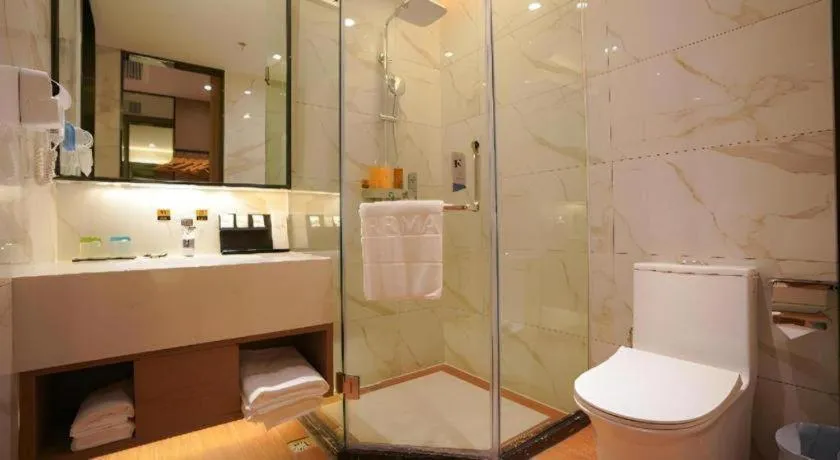 Borrman Hotel Zhonghsan Guzheng Huayi Plaza Light Rail Station