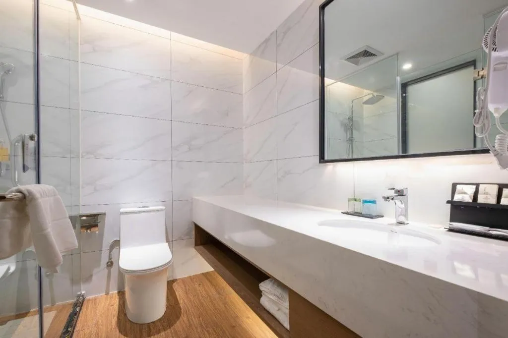 Borrman Hotel Zhonghsan Guzheng Huayi Plaza Light Rail Station