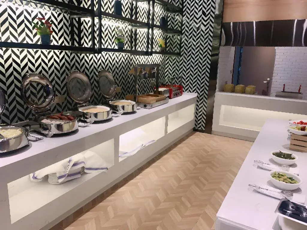 Borrman Hotel Zhonghsan Guzheng Huayi Plaza Light Rail Station Borrman Hotel Zhonghsan Guzheng Huayi Plaza Light Rail Station