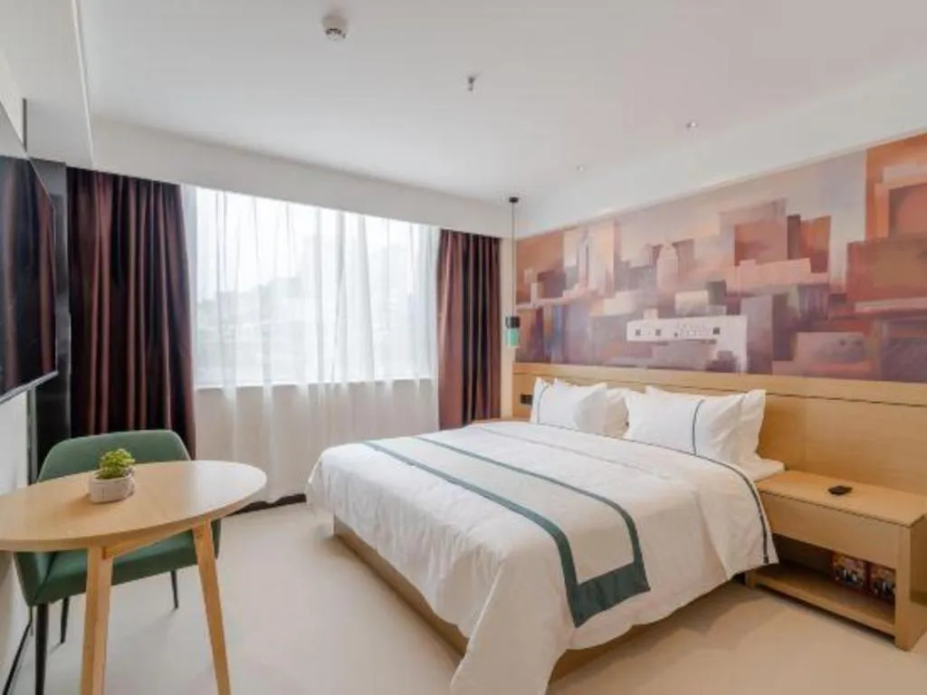 Bed in City Comfort Inn Hefei 1912 Ganghui Plaza