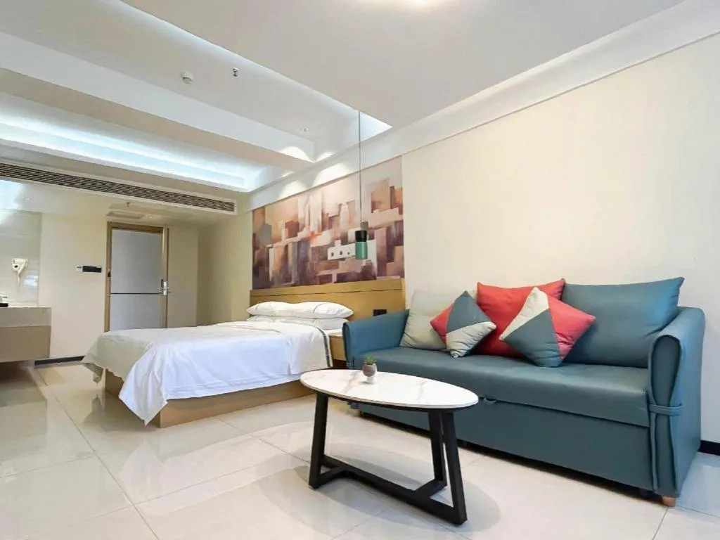 Bed in City Comfort Inn Hefei 1912 Ganghui Plaza