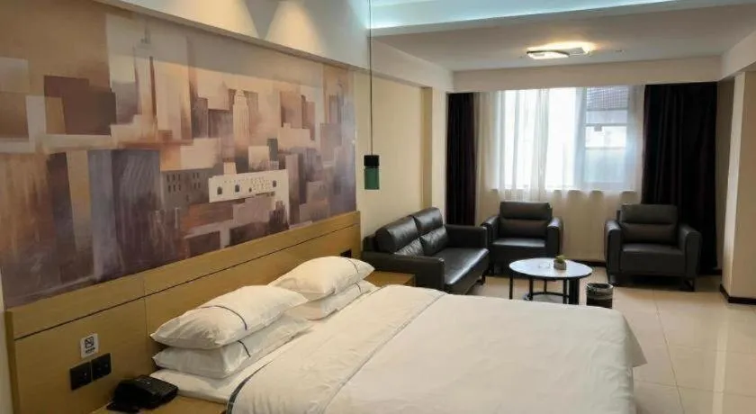 Bed in City Comfort Inn Hefei 1912 Ganghui Plaza