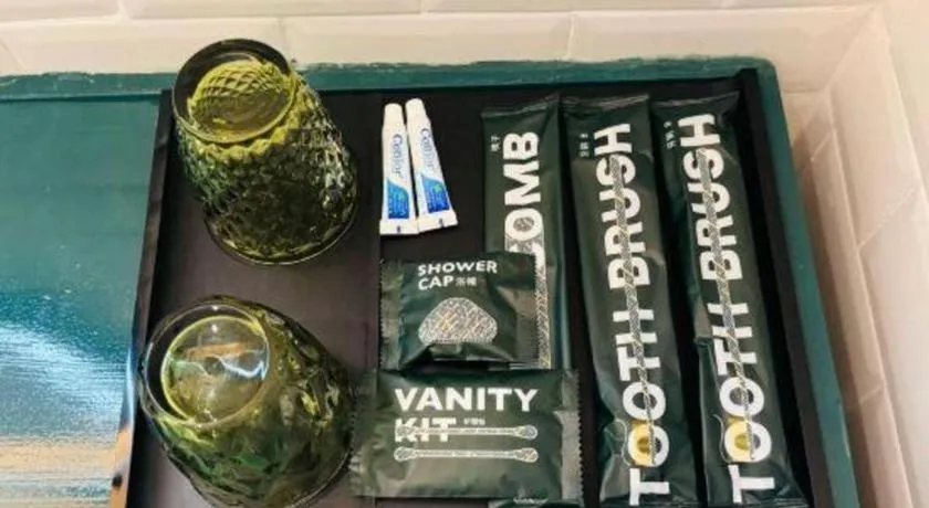 Premier City Comfort Hotel Wuhan Yellow Crane Shouyi Road Metro Station